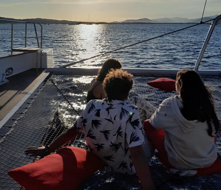 Saint-Raphaël : Sunset Cruise Cape Dramont & Golden Island - Price and value: what $81 buys you on the water