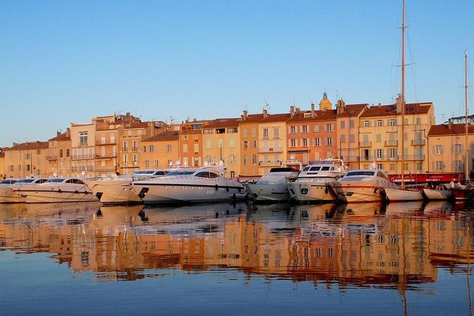 Saint-Tropez and Port Grimaud Full-Day Tour - Port de Sainte-Maxime to Saint-Tropez: arriving by water changes everything