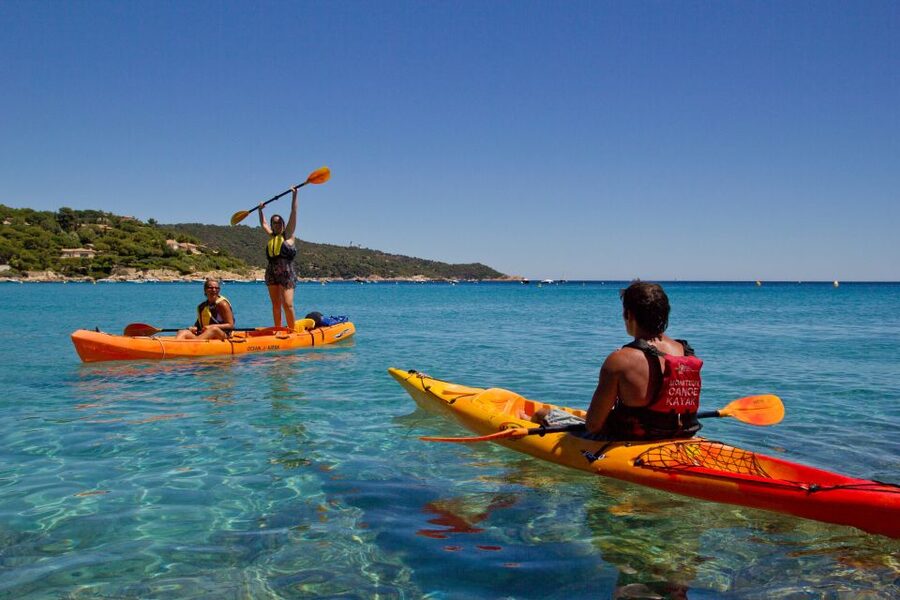 Saint-Tropez: Kayak Experience in Ramatuelle Reserve - Meeting at Chemin Garonne, getting set fast, then going