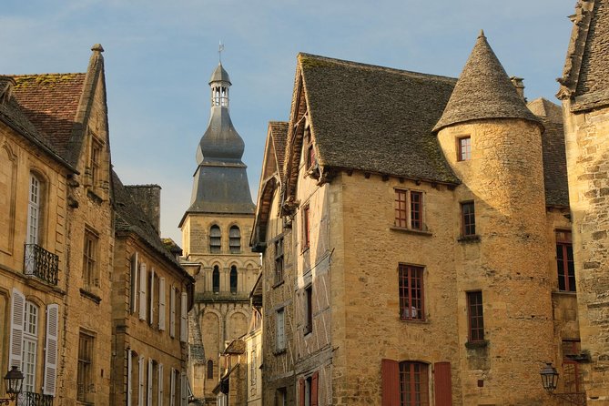 Sarlat Gourmet Tour and Market Visit - The History and Sights Factor: Fun Facts Without Taking Over