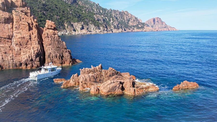 Scandola: Visit the Nature Reserve from Porto (France) - Price and value: $76 for a protected-site coastal route