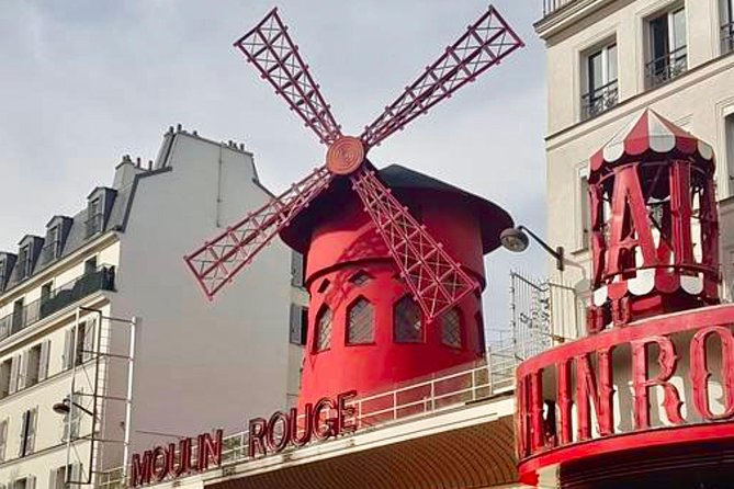 See 15+ Top Sights Paris Tour with Fun Guide, (Walking and Metro Tour) - The metro reality check, Easy Pass and lots of stairs