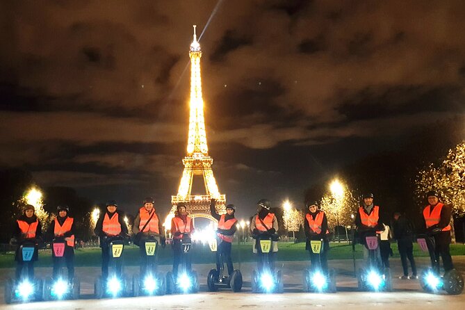 Segway by night ! Illuminated Paris - Flamme de la Liberté and Passerelle Leopold-Sedar-Senghor: where the route turns slightly modern