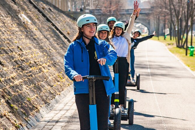 Segway - Ride along the rivers 1h30 - Key highlights you will feel on the ride
