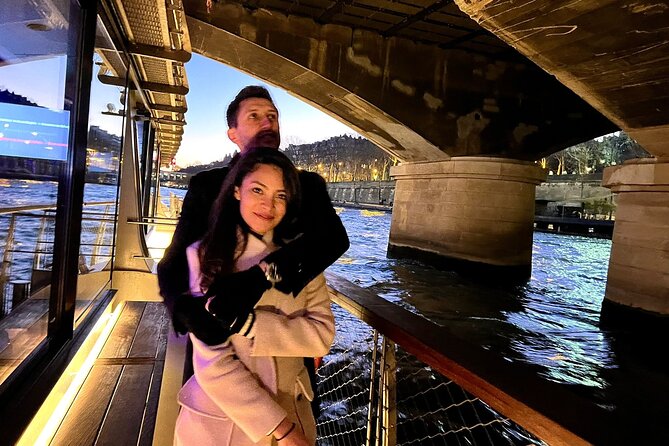 Seine River Cruise & French Crepe Tasting by the Eiffel Tower - Eiffel Tower Photo Time, Without Tower Admission