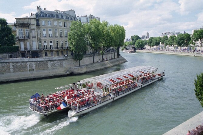 Seine River Cruise with Commentary 1 Hour - Why a One Hour Seine Cruise From Bateaux-Mouches Works