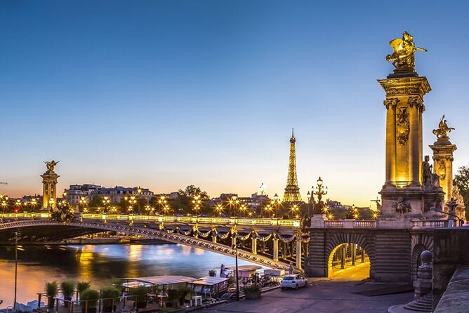 Seine River Dinner Cruise with Live Singer by VIP Yacht de Paris - Food, allergies, service recovery, and WiFi