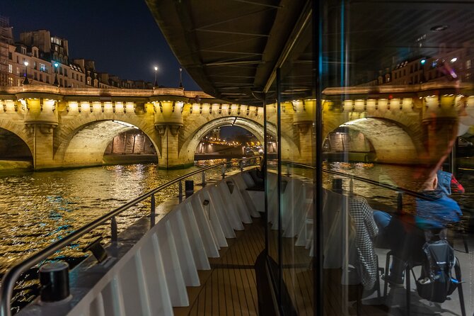 Seine River Evening Cruise with Music (Drink Options) - Music and the audio guide app: how to get the best sound
