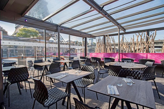 Seine River Sightseeing Cruise and Lunch at Le Bistro Parisien - Your 1-hour Seine cruise: audio commentary and the sights that matter