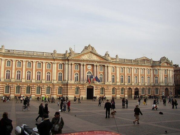 Self-guided track game to discover Toulouse - Price and value for a group of up to 6