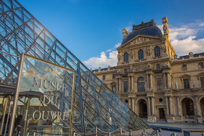 Small-Group Louvre Museum Masterpieces Tour with Access - Entering the Louvre with the big picture, not the chaos