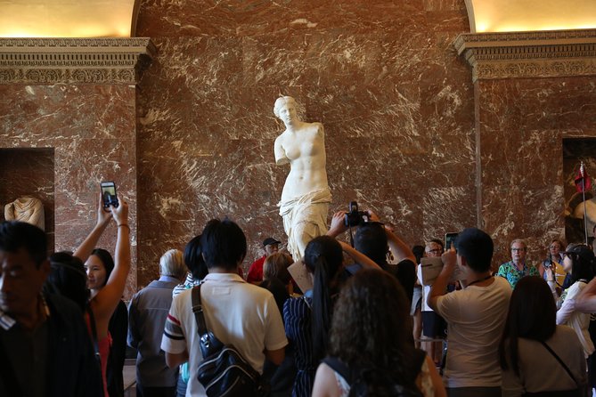 Small-Group Louvre Museum Masterpieces Tour with Access - Crowd reality: what you can control, and what you cannot