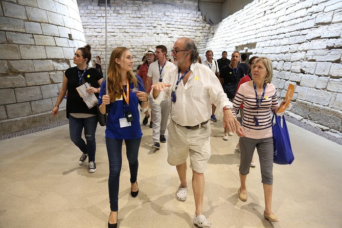 Small-Group Louvre Museum Masterpieces Tour with Access - Who should book this Louvre tour?