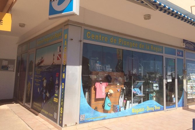 Snorkeling - By boat on site in the Bay of Cannes or Estérel - Price and value: what $52.98 includes, and what it doesn’t