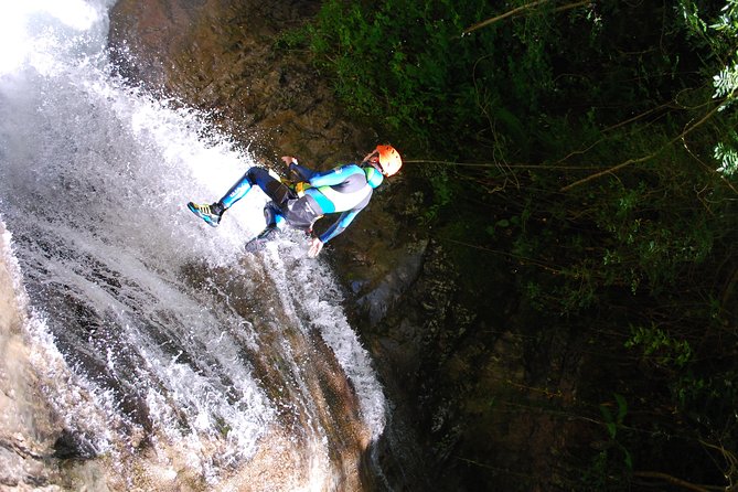 Sports Canyoning of Écouges bas in Vercors - Grenoble - Guides, English coaching, and a small group that feels hands-on