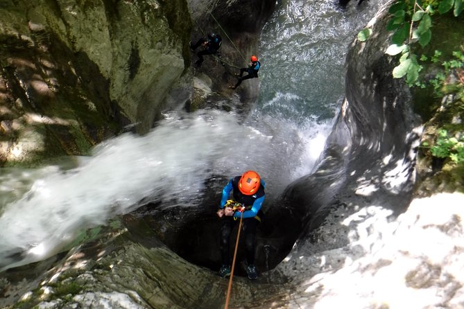 Sports Canyoning of Écouges bas in Vercors - Grenoble - Who should book this canyoning session