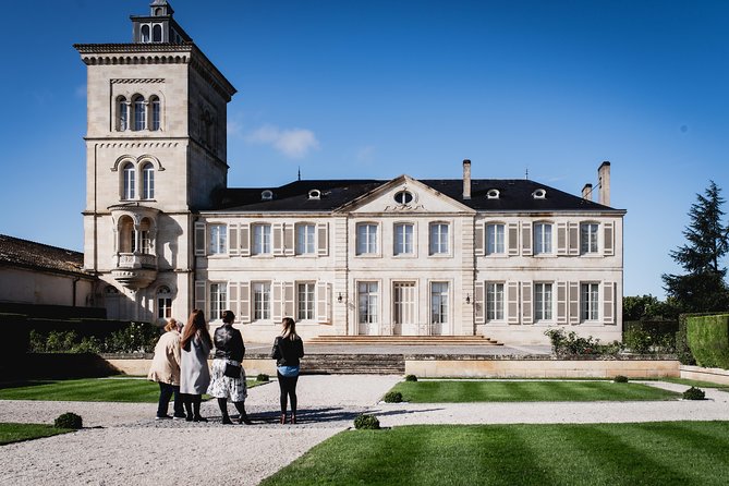 St-Emilion & Médoc Wine Day Tour: Chateaus, Tastings and Lunch - Margaux-family charm at Château Paloumey