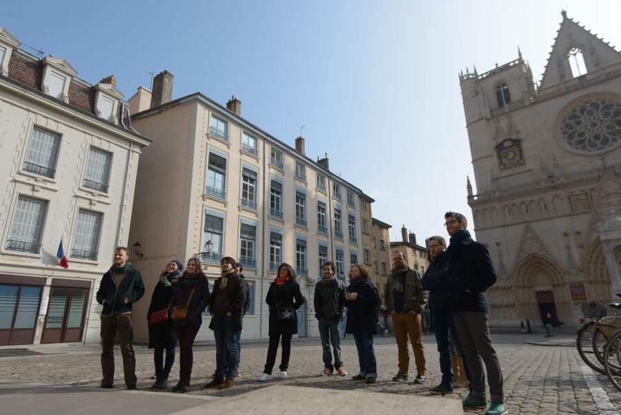 Storytelling tour of the Vieux-Lyon in French - A French Actor Guide Makes Catherine the Printer Feel Real