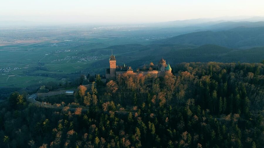 Strasbourg: Full-Day Small Group Tour to Colmar & Riquewihr - Haut-Koenigsbourg Castle: what one hour feels like