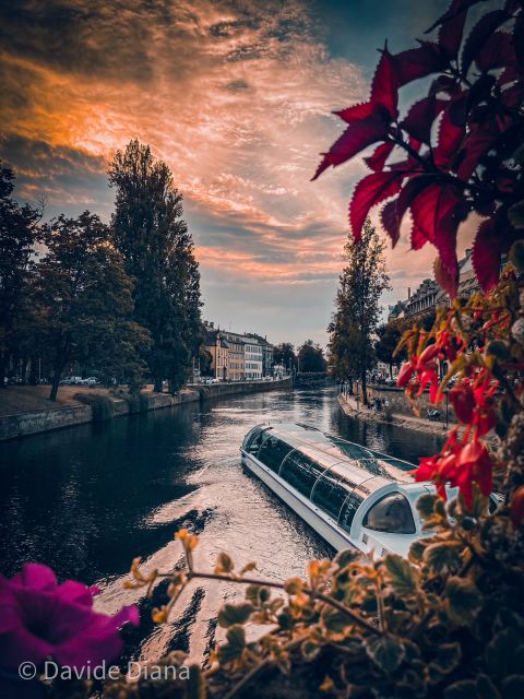 Strasbourg: Guided Historical Neighborhoods Walking Tour - Place Kléber: the square that anchors the visit