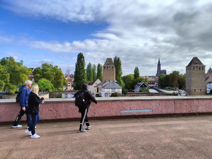 Strasbourg: Guided Walking Tour - Museum of Modern and Contemporary Art: a quick reset before the defenses