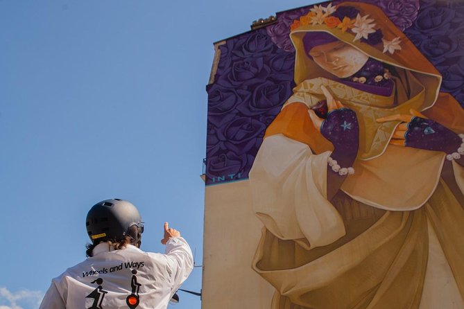 Street Art tour in Paris - Discover Paris murals ! - Segway safety basics and the age rule you must follow