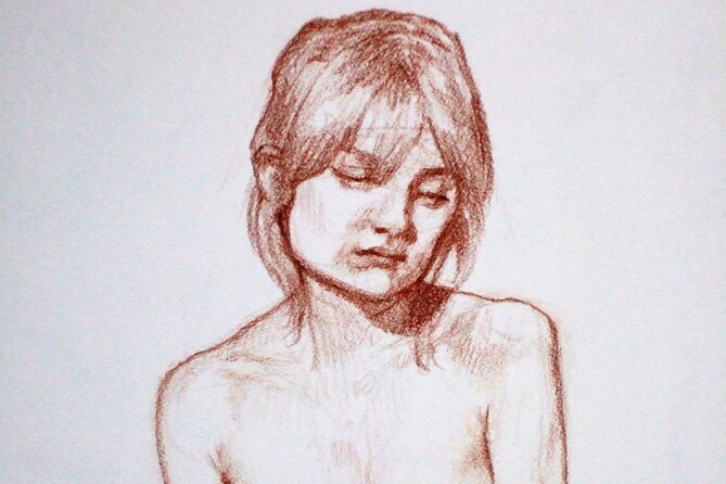 Take off your clothes and let yourself be drawn! - A Calm, French Studio Where You Can Focus
