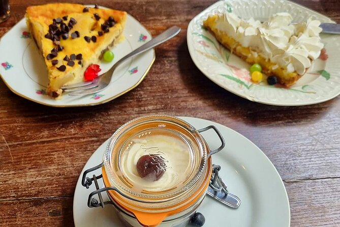 Taste Avignon – A Full French Culinary Tour by Do Eat Better - Stop 5 by Pont Saint-Bénezet: Honey, Jam, and Flavored Biscuits