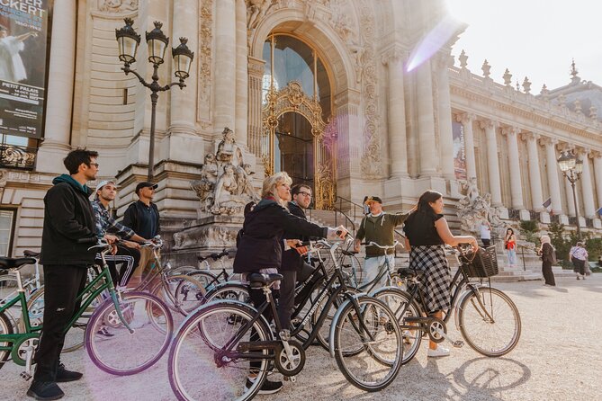 The Paris Monuments Tour - Why a bike loop makes Paris monuments feel doable