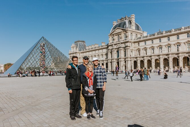 The Paris Monuments Tour - Bikes, helmets, and group size: what the ride feels like