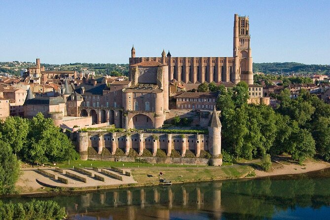 Toulouse: Albi and Cordes/Ciel Day Trip with Audio Guides - Cordes-sur-Ciel arrives around mid-afternoon, then the hill math begins