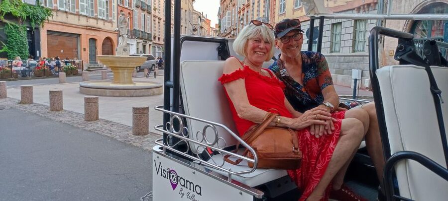 Toulouse: Electric Tuk-Tuk Tour with Photo Stops and Audio - Garonne River Views and the Bridge Walkway Energy