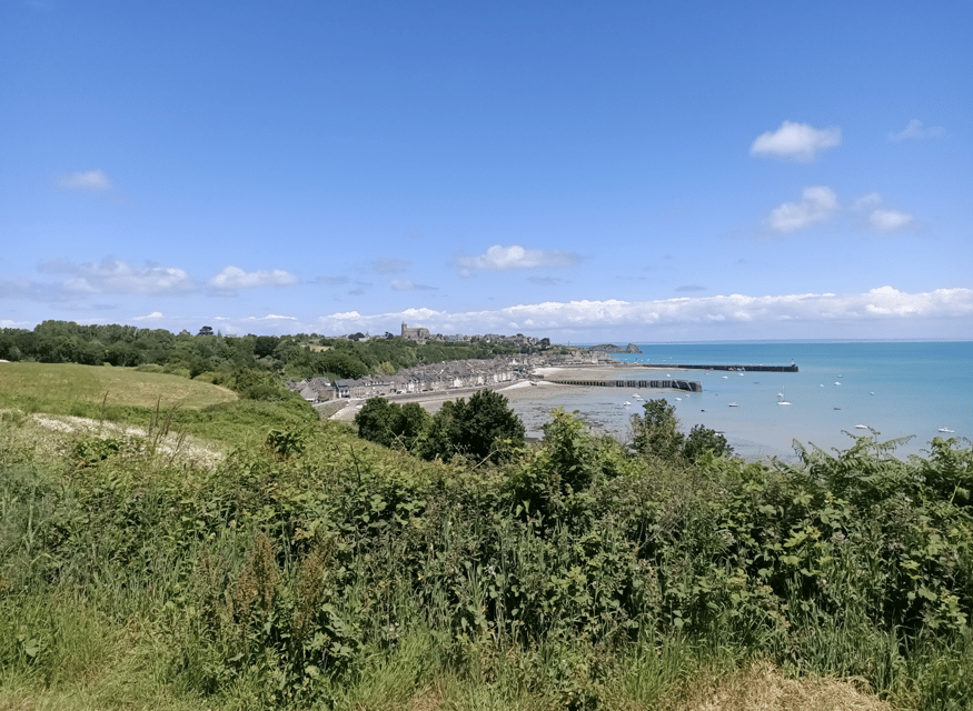 Tour from Rennes : Mont Saint-Michel & Cancale & Saint-Malo - Languages, photos, and getting real local context