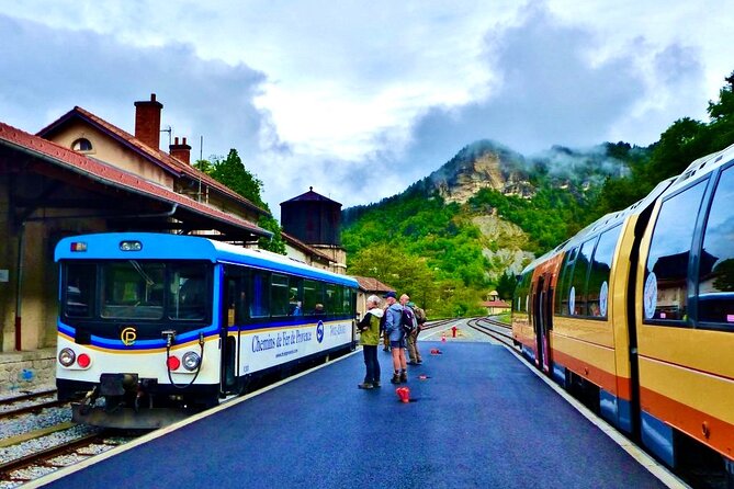 Tour with the Mountain Train, Trek to Mystic Forest and Castle - The Hiking Plan: 2 Hours Up, 2 Hours Down (And How to Prepare)