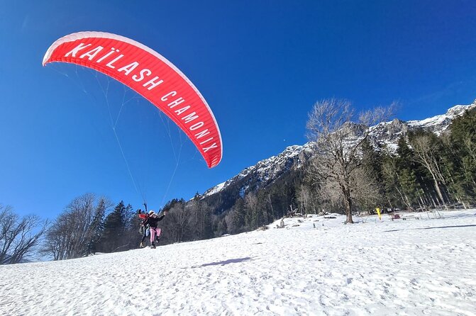 Two-seater paragliding flight in Chamonix - The Takeoff Run on a Mont-Blanc Facing Slope