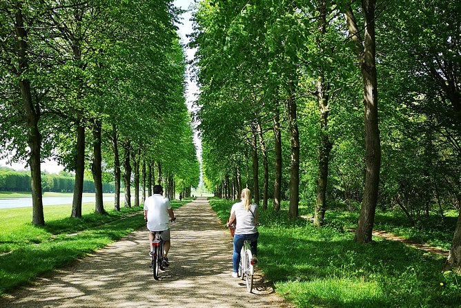 Versailles Bike Tour with Market, Gardens & Guided Palace Tour - A bike day that keeps Versailles from feeling like a chore