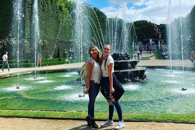 Versailles Bike Tour with Market, Gardens & Guided Palace Tour - Small group energy, capped at 12