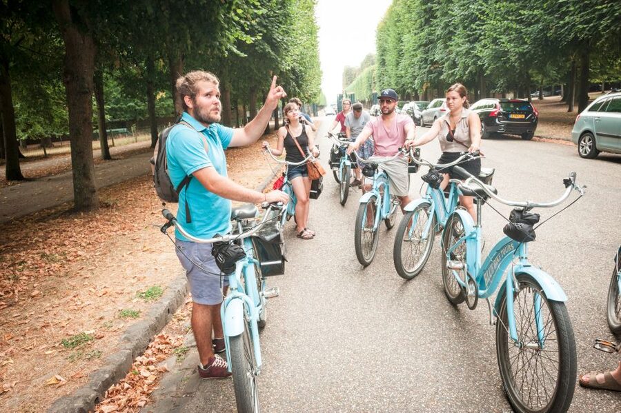 Versailles Bike Tour with Palace & Queen Farm Entrance - Meeting at Gare Saint-Lazare, then gliding into Versailles