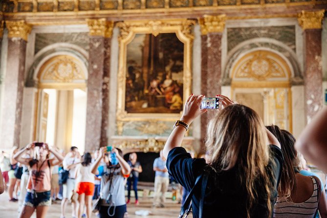 Versailles Château and Gardens Walking Tour from Paris by Train - Timed entry to the Palace: access plus freedom