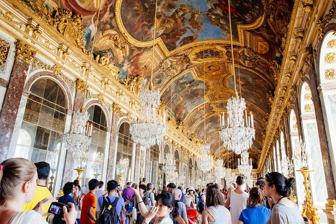 Versailles Château and Gardens Walking Tour from Paris by Train - Royal Chapel and the must-see room energy