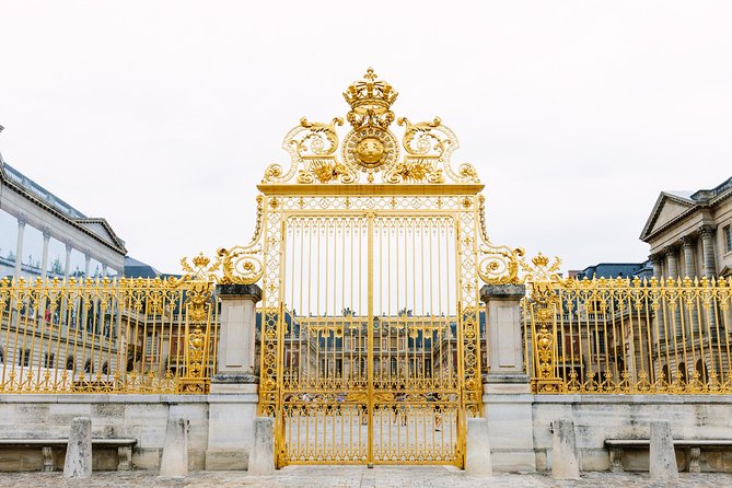 Versailles Château and Gardens Walking Tour from Paris by Train - The gardens walk: where Versailles gets real