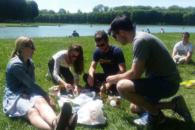 Versailles Domain Bike Tour with Palace Entry by Train from Paris - Grand Canal Picnic Lunch, A Real Break in the Middle of the Day