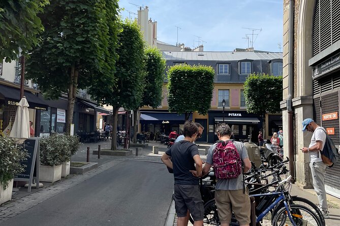 Versailles Full-Day Electric Bike Tour : Market, Picnic & Palace - Notre Dame Market Stop: Build Your Own Picnic Lunch