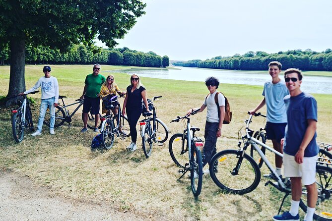 Versailles Golfcart & Bike Guided Tour: Gardens Hamlet Fountains - Getting oriented at Versailles, with a smooth endgame to the Palace