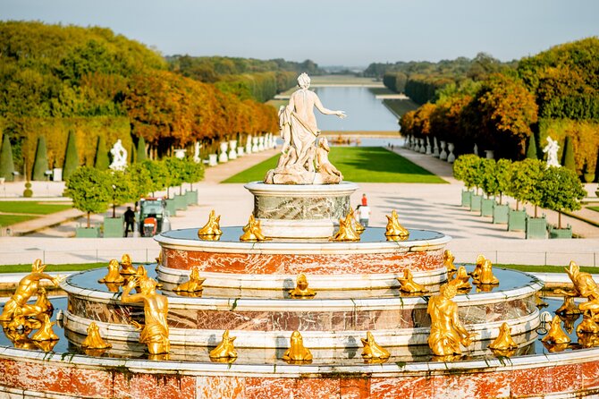 Versailles & Louvre Museum: All-Inclusive Semi Private Tour - The midday shift: getting from Versailles toward the Louvre