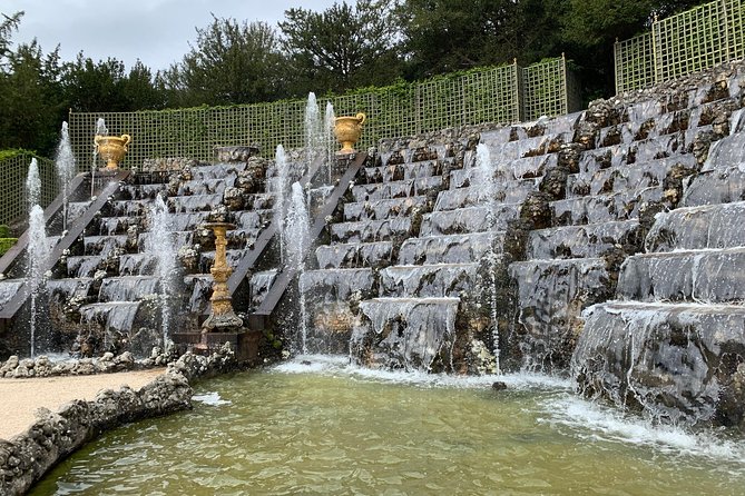 Versailles Palace and Giverny Private Guided Tour from Paris - Who this tour is best for, and who might prefer something else