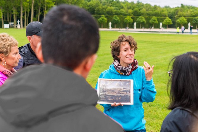 Versailles Palace Bike Tour with Market & Marie-Antoinette hamlet - Getting Back to the Main Event: Palace of Versailles and Hall of Mirrors Timing