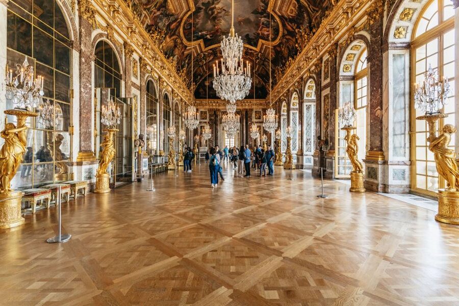 Versailles: Palace, Gardens & Marie Antoinette’s Estate Tour - Price and value: what $154 buys you
