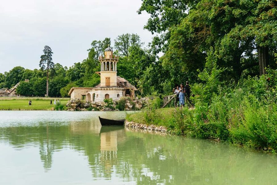 Versailles: Palace, Gardens & Marie Antoinette’s Estate Tour - Trianon and the Hamlet: Marie Antoinette’s private world