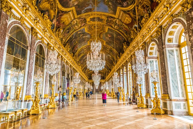 Versailles Palace Guided Tour & Gardens Option from Versailles - Meeting Point Reality: Where You Start Determines Your Day